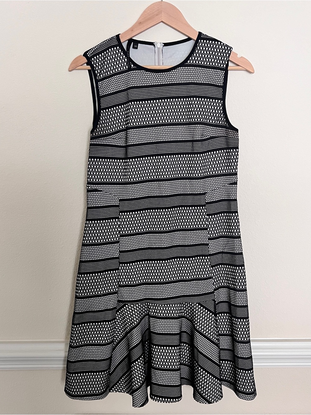 Sleeveless Black & White Dress with Textured Stripe Pattern